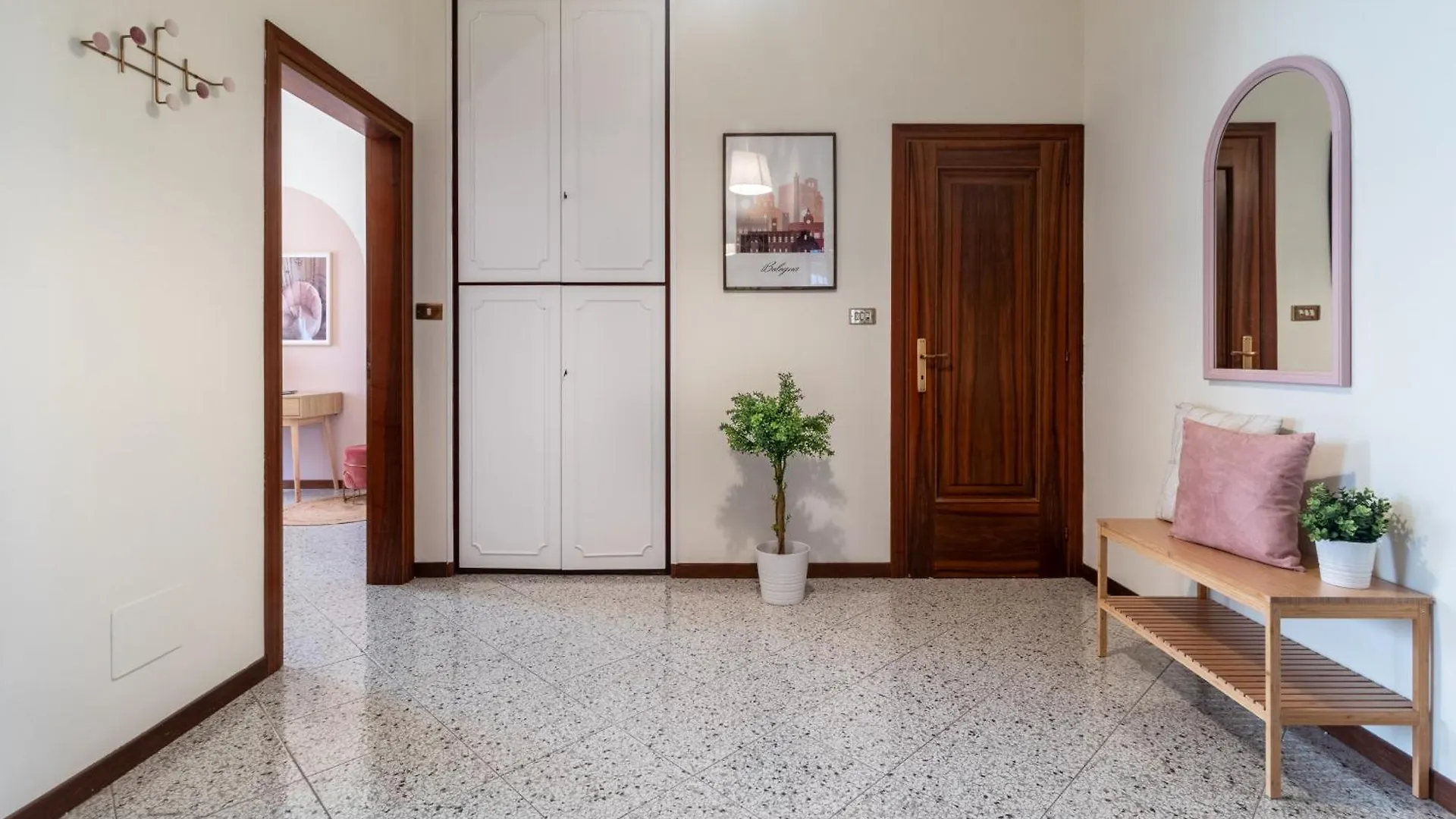 Apartament Sweet Home Graziella Vicino Stazione Bologna Per 6 Persone